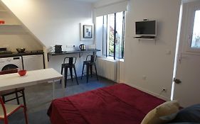 Cite Pilleux - Cozy Apartment In A Private Lane